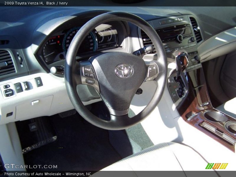 Black / Ivory 2009 Toyota Venza I4