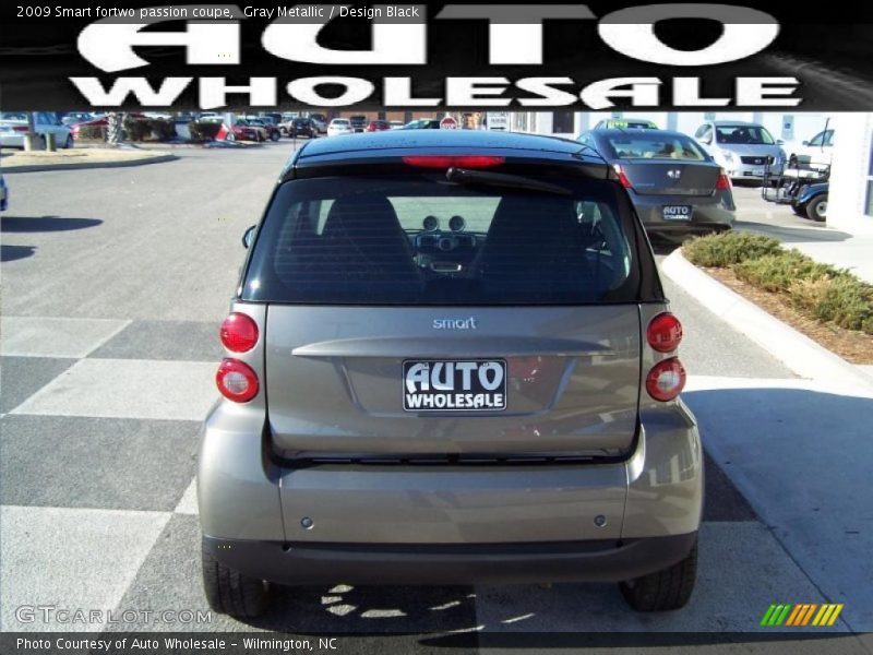 Gray Metallic / Design Black 2009 Smart fortwo passion coupe