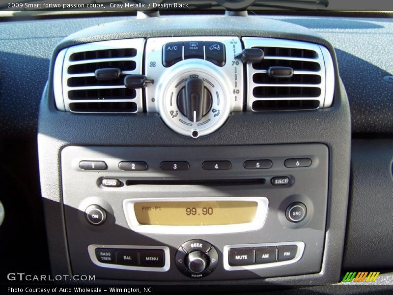 Gray Metallic / Design Black 2009 Smart fortwo passion coupe