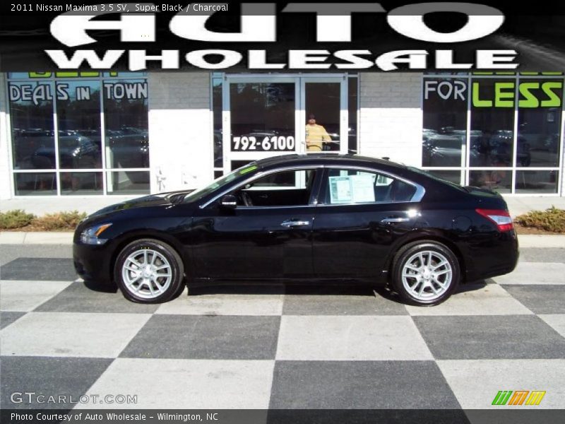 Super Black / Charcoal 2011 Nissan Maxima 3.5 SV