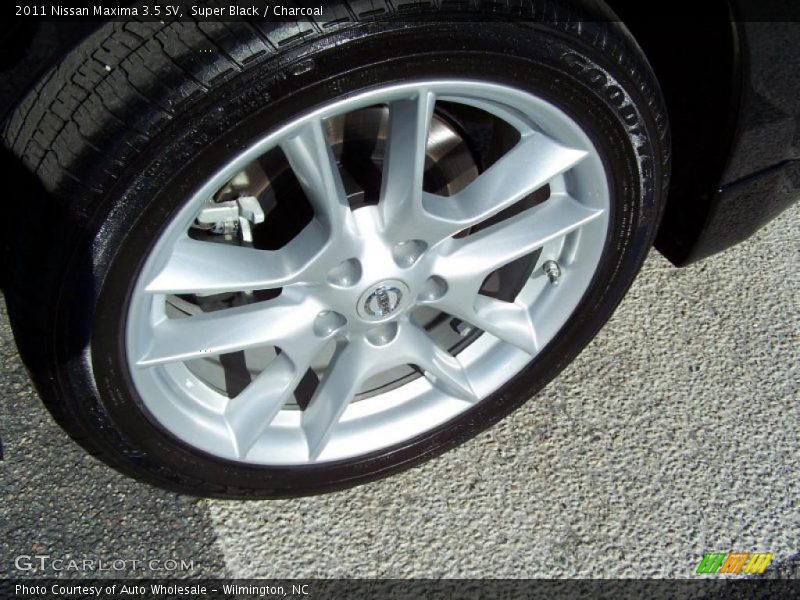 Super Black / Charcoal 2011 Nissan Maxima 3.5 SV
