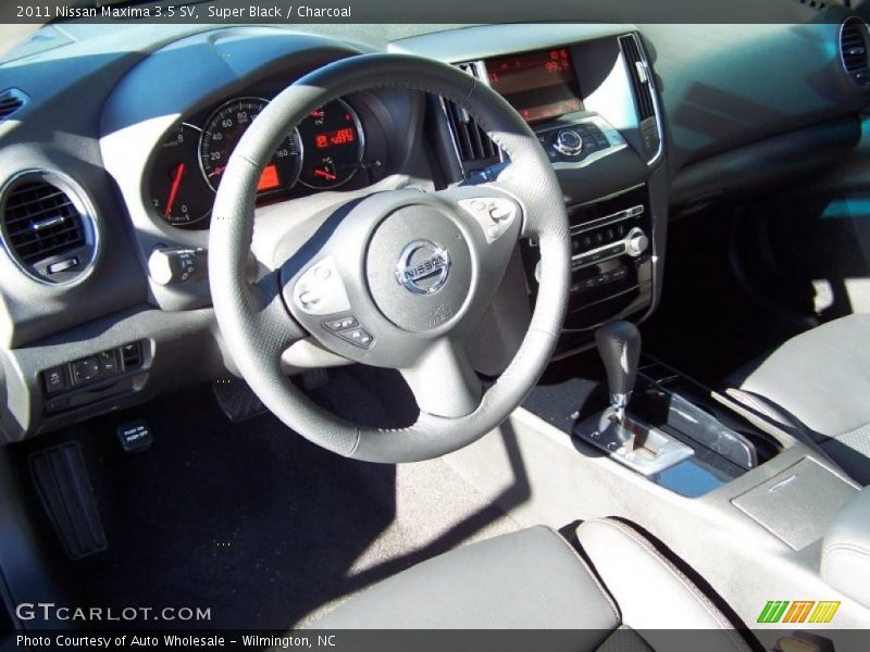 Super Black / Charcoal 2011 Nissan Maxima 3.5 SV