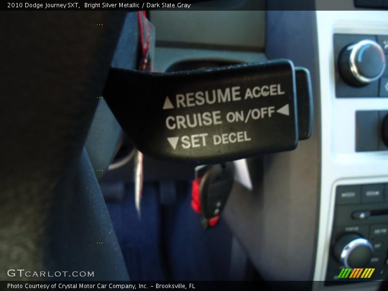 Bright Silver Metallic / Dark Slate Gray 2010 Dodge Journey SXT