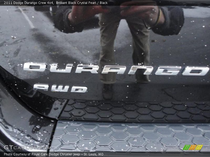  2011 Durango Crew 4x4 Logo