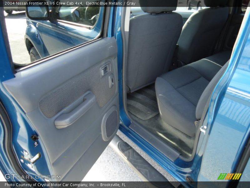 Electric Blue Metallic / Gray 2004 Nissan Frontier XE V6 Crew Cab 4x4
