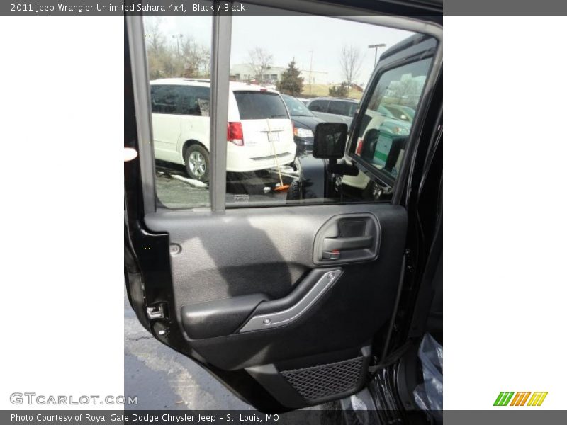 Black / Black 2011 Jeep Wrangler Unlimited Sahara 4x4