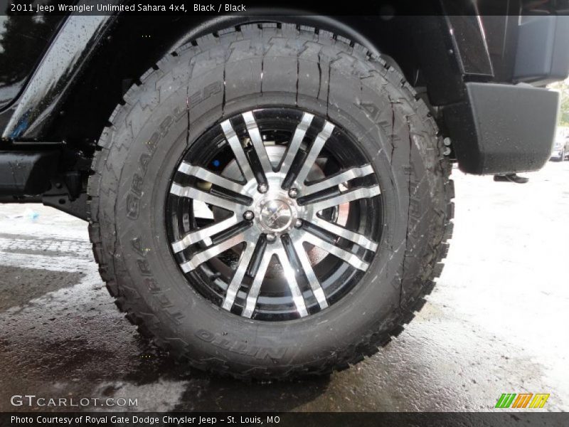 Custom Wheels of 2011 Wrangler Unlimited Sahara 4x4