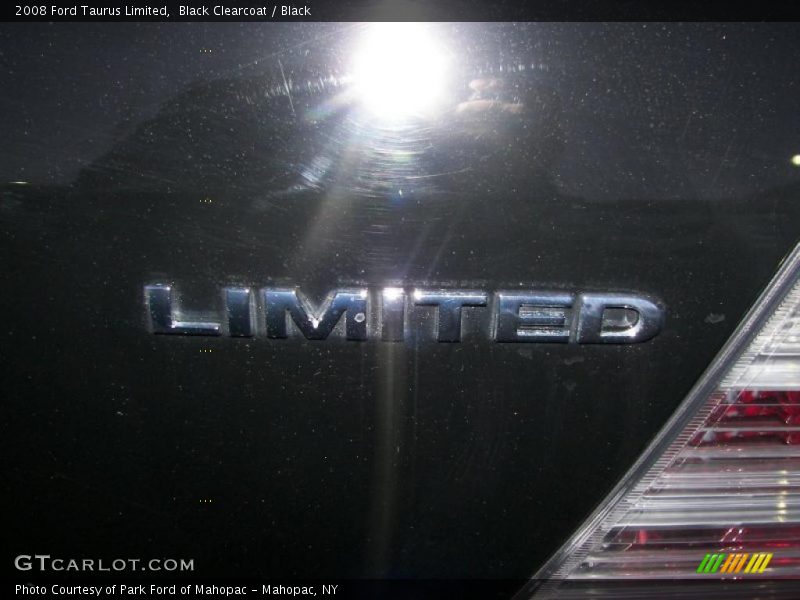 Black Clearcoat / Black 2008 Ford Taurus Limited