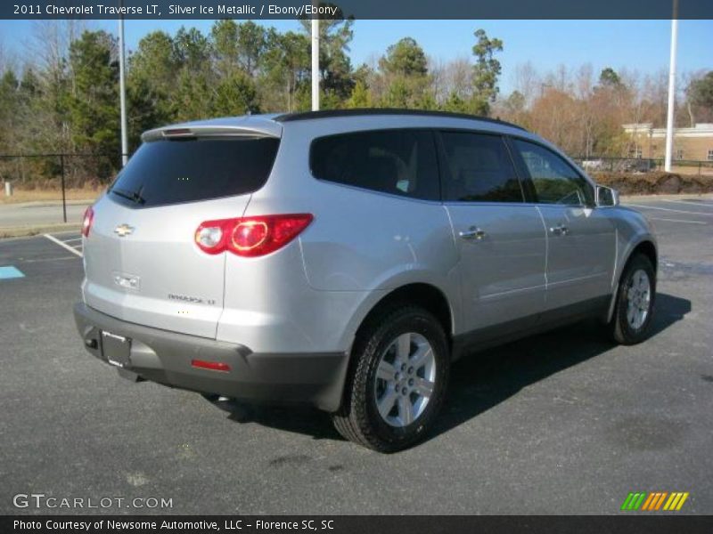 Silver Ice Metallic / Ebony/Ebony 2011 Chevrolet Traverse LT