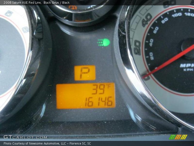 Black Onyx / Black 2008 Saturn VUE Red Line