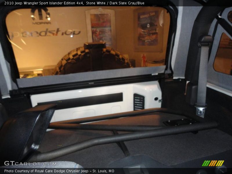 Stone White / Dark Slate Gray/Blue 2010 Jeep Wrangler Sport Islander Edition 4x4