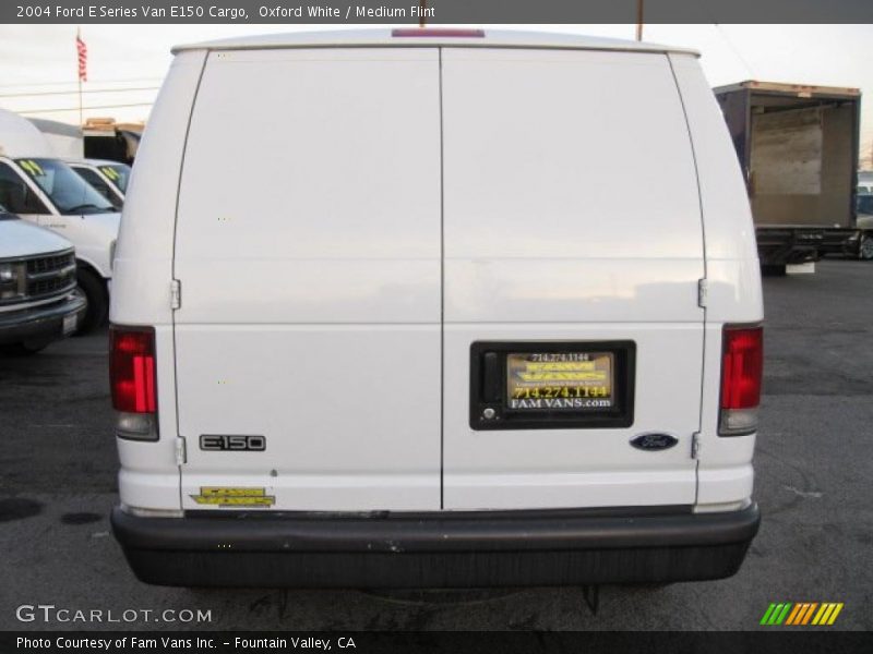 Oxford White / Medium Flint 2004 Ford E Series Van E150 Cargo