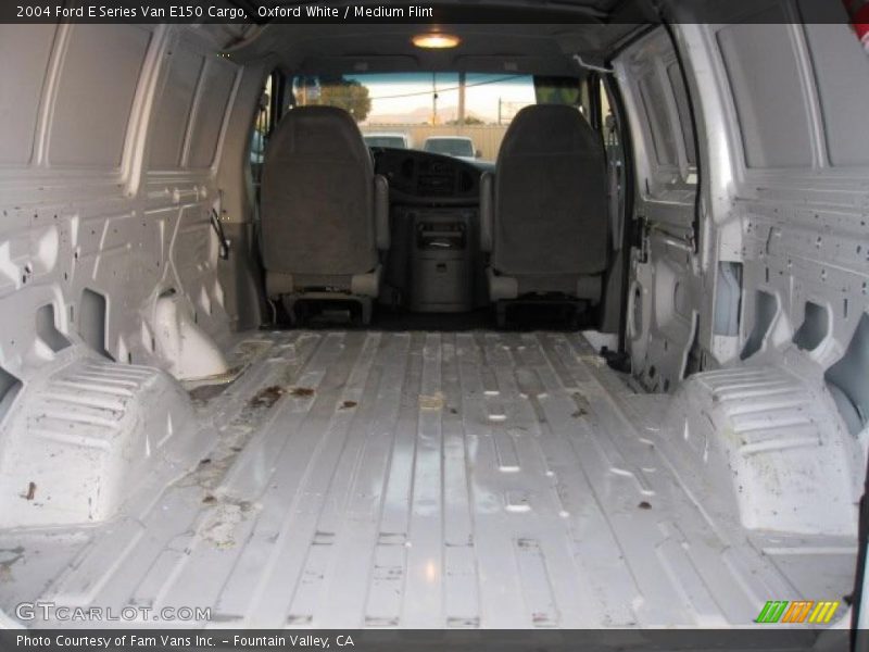  2004 E Series Van E150 Cargo Trunk