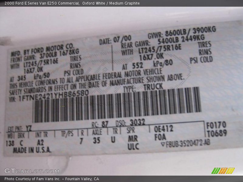 Oxford White / Medium Graphite 2000 Ford E Series Van E250 Commercial