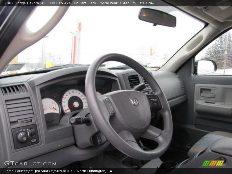 Brilliant Black Crystal Pearl / Medium Slate Gray 2007 Dodge Dakota SXT Club Cab 4x4