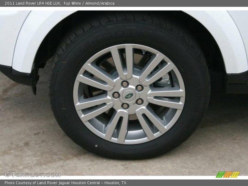 Fuji White / Almond/Arabica 2011 Land Rover LR4 HSE LUX