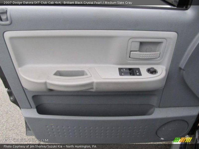 Brilliant Black Crystal Pearl / Medium Slate Gray 2007 Dodge Dakota SXT Club Cab 4x4