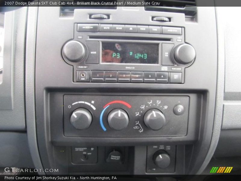 Brilliant Black Crystal Pearl / Medium Slate Gray 2007 Dodge Dakota SXT Club Cab 4x4