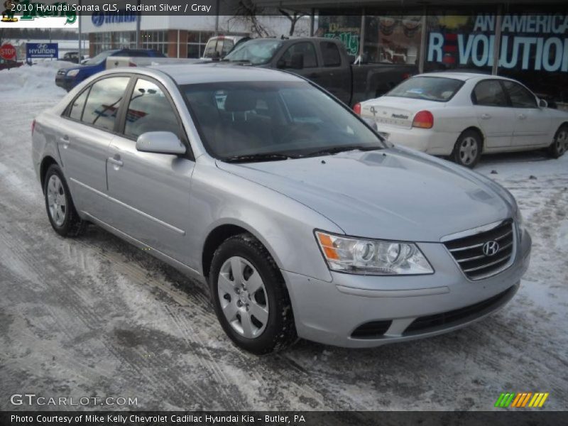 Radiant Silver / Gray 2010 Hyundai Sonata GLS