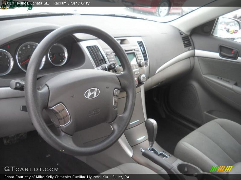 Radiant Silver / Gray 2010 Hyundai Sonata GLS