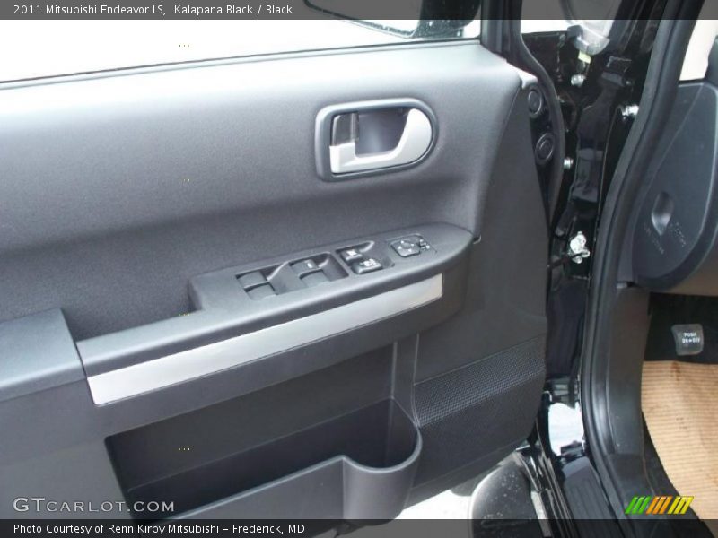 Kalapana Black / Black 2011 Mitsubishi Endeavor LS