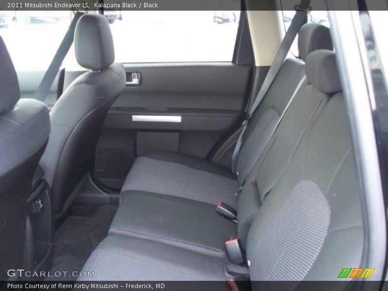 Kalapana Black / Black 2011 Mitsubishi Endeavor LS