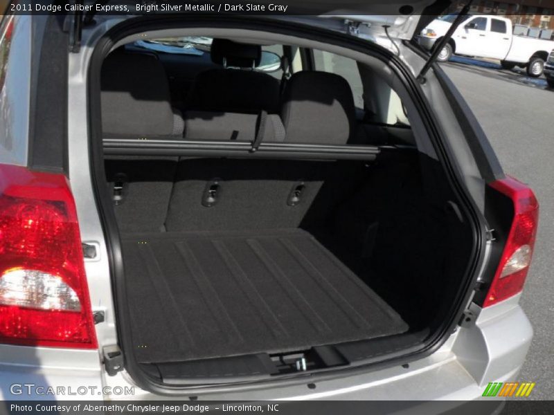 Bright Silver Metallic / Dark Slate Gray 2011 Dodge Caliber Express