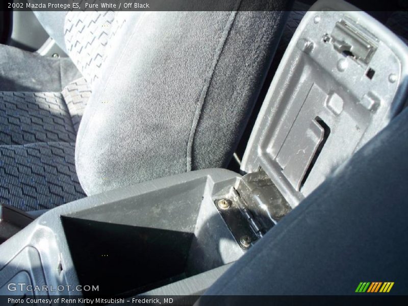 Pure White / Off Black 2002 Mazda Protege ES