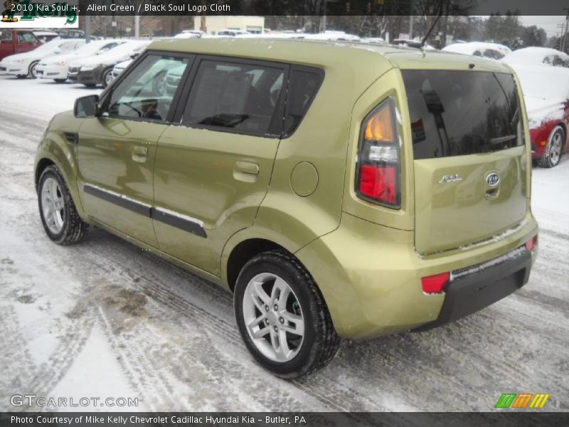 Alien Green / Black Soul Logo Cloth 2010 Kia Soul +