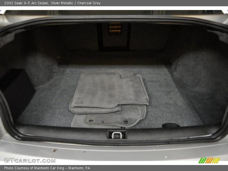 Silver Metallic / Charcoal Grey 2002 Saab 9-5 Arc Sedan