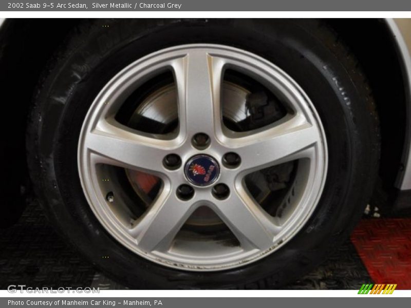 Silver Metallic / Charcoal Grey 2002 Saab 9-5 Arc Sedan
