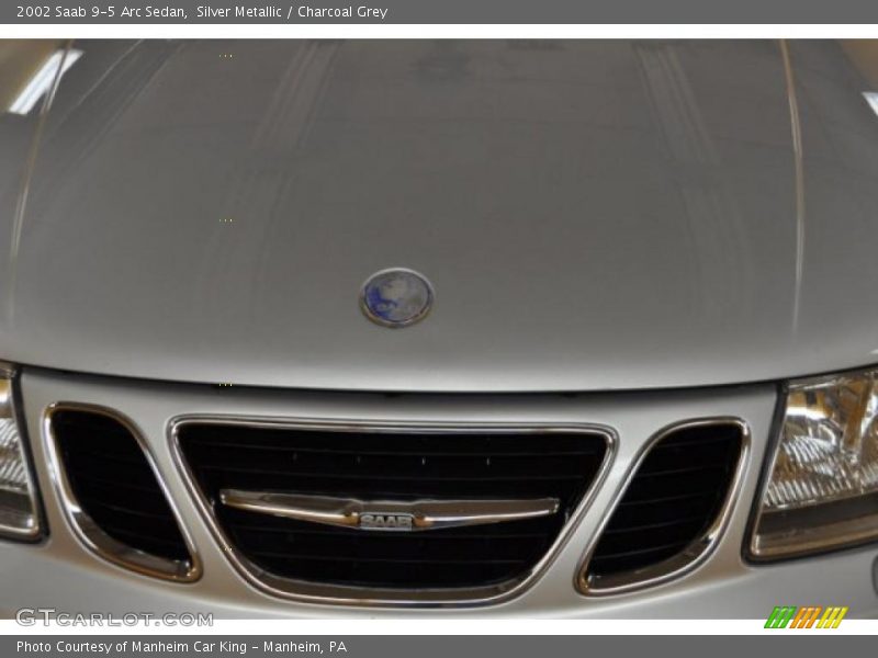 Silver Metallic / Charcoal Grey 2002 Saab 9-5 Arc Sedan