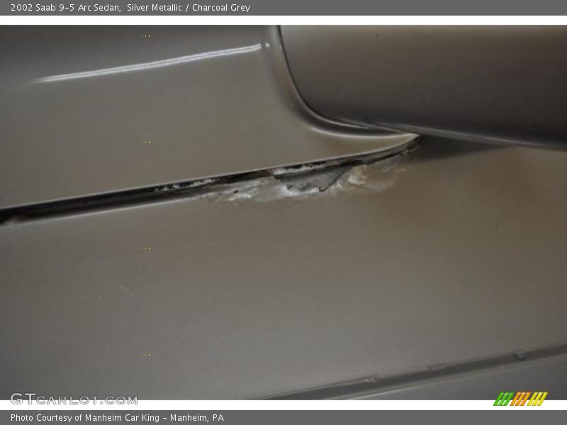 Silver Metallic / Charcoal Grey 2002 Saab 9-5 Arc Sedan