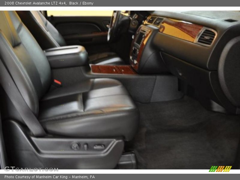 Black / Ebony 2008 Chevrolet Avalanche LTZ 4x4
