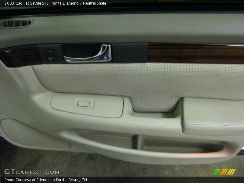 White Diamond / Neutral Shale 2003 Cadillac Seville STS