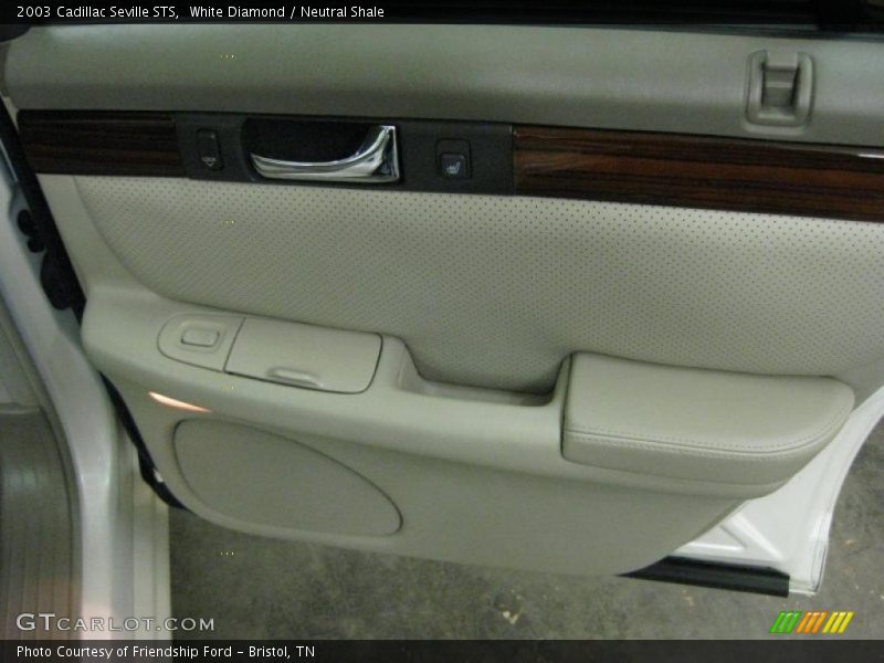 White Diamond / Neutral Shale 2003 Cadillac Seville STS