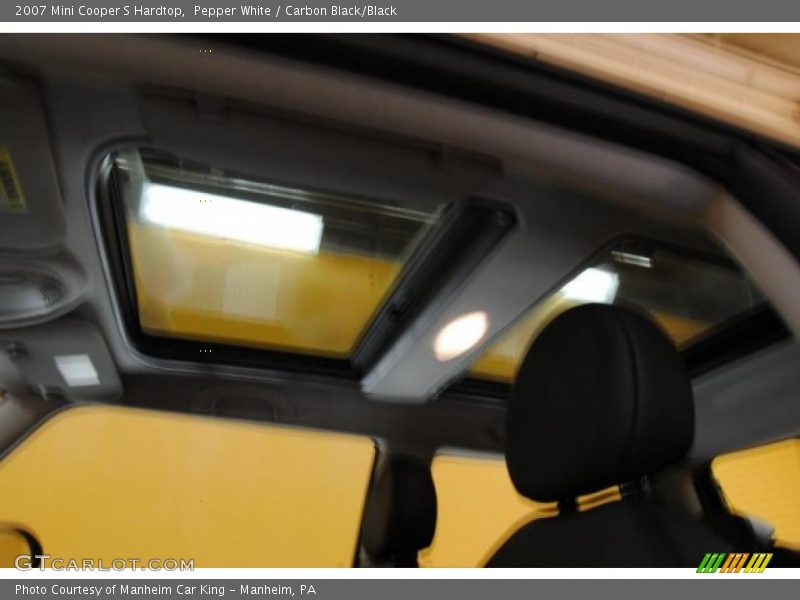 Pepper White / Carbon Black/Black 2007 Mini Cooper S Hardtop