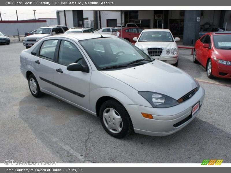 Front 3/4 View of 2004 Focus LX Sedan