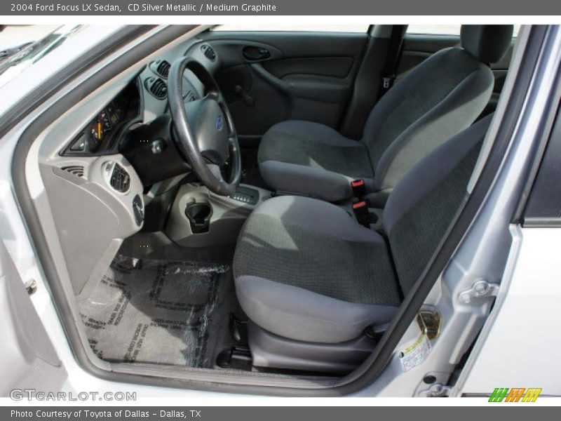 2004 Focus LX Sedan Medium Graphite Interior