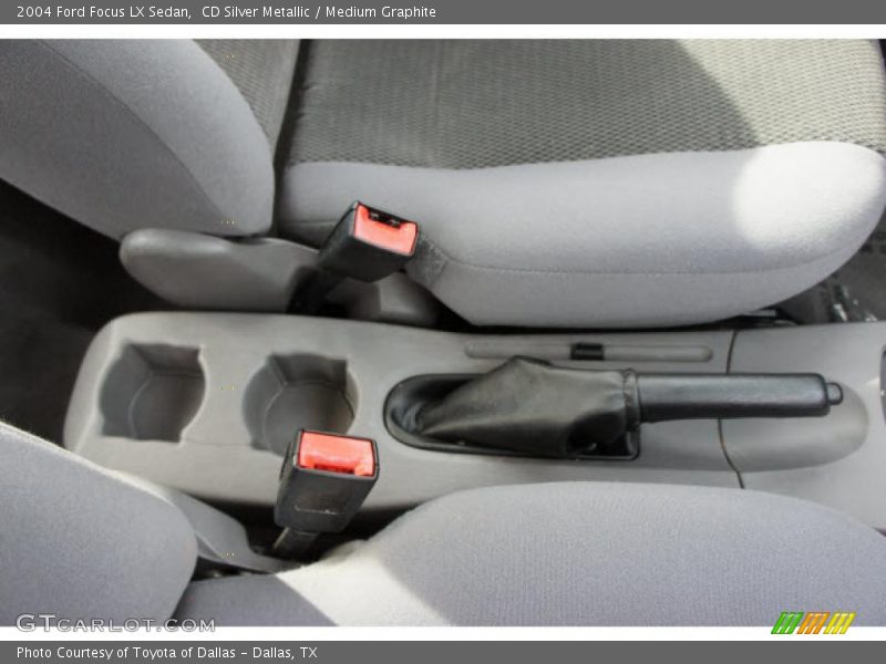 CD Silver Metallic / Medium Graphite 2004 Ford Focus LX Sedan