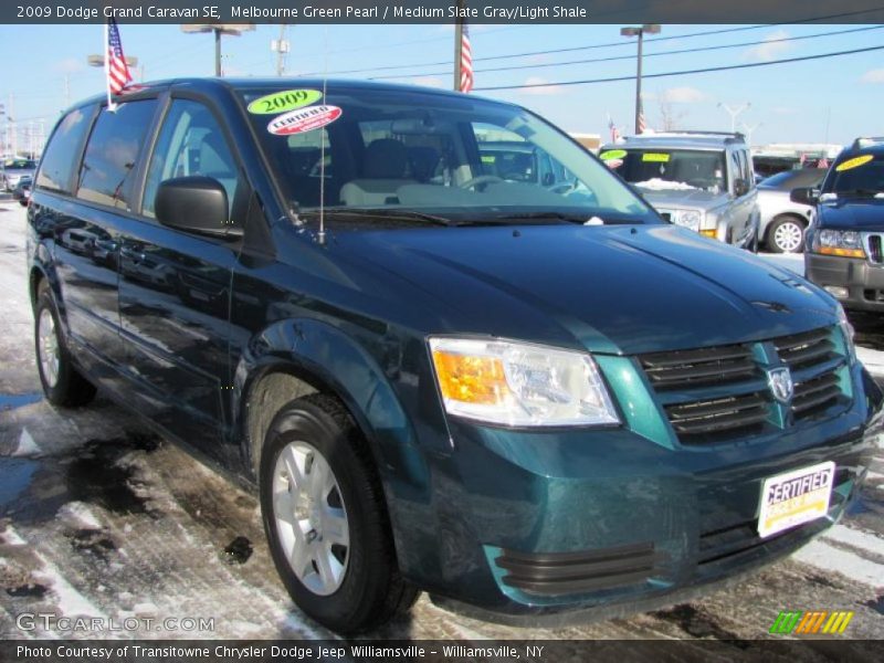 Melbourne Green Pearl / Medium Slate Gray/Light Shale 2009 Dodge Grand Caravan SE