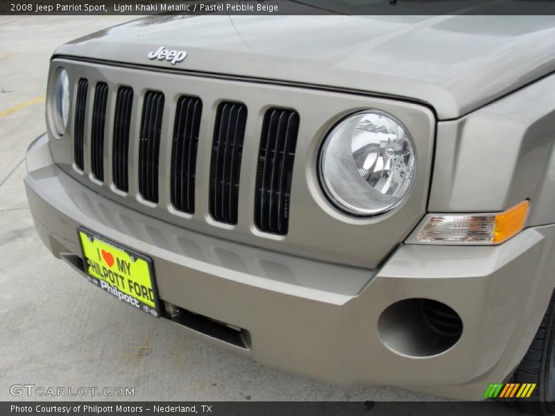 Light Khaki Metallic / Pastel Pebble Beige 2008 Jeep Patriot Sport