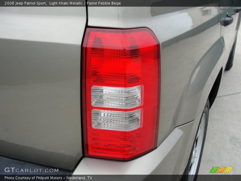 Light Khaki Metallic / Pastel Pebble Beige 2008 Jeep Patriot Sport