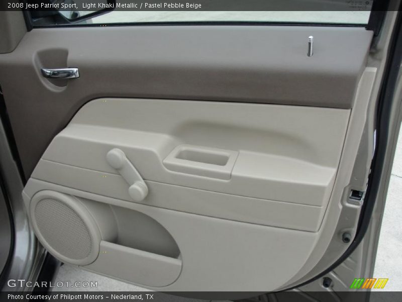 Light Khaki Metallic / Pastel Pebble Beige 2008 Jeep Patriot Sport