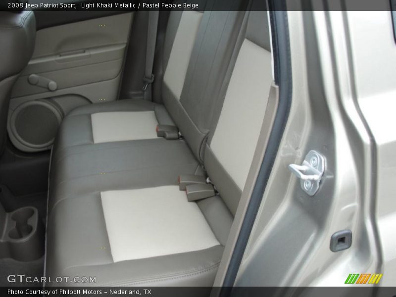Light Khaki Metallic / Pastel Pebble Beige 2008 Jeep Patriot Sport
