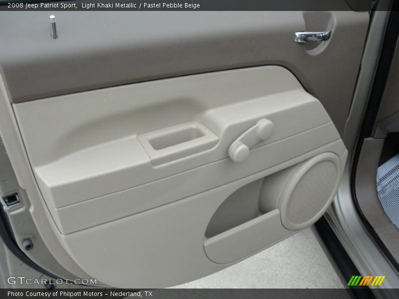 Light Khaki Metallic / Pastel Pebble Beige 2008 Jeep Patriot Sport