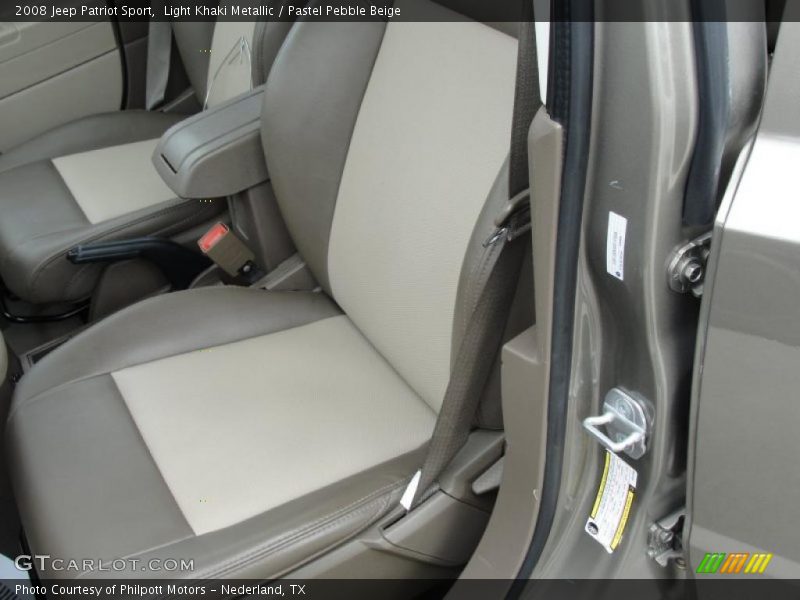 Light Khaki Metallic / Pastel Pebble Beige 2008 Jeep Patriot Sport