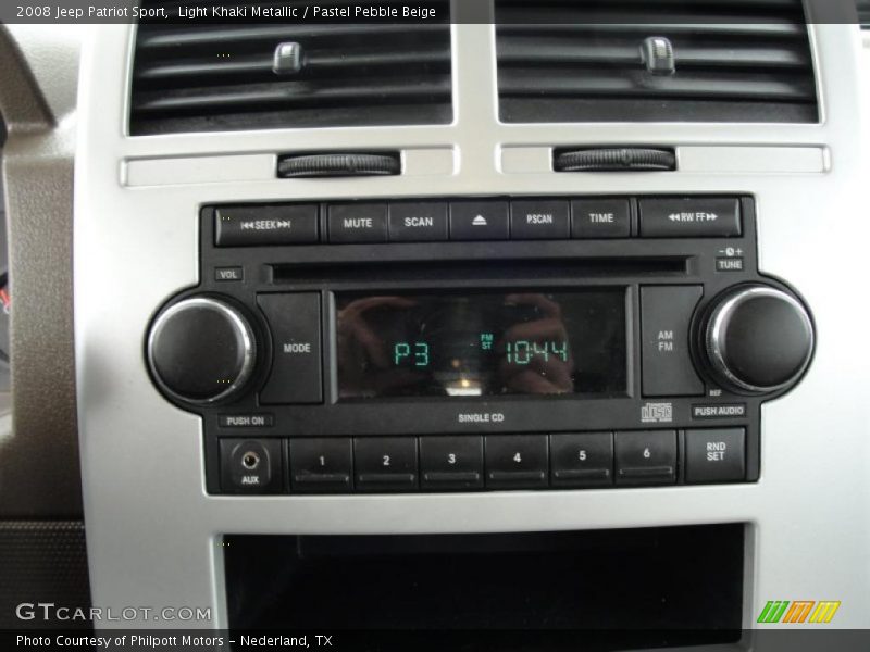 Light Khaki Metallic / Pastel Pebble Beige 2008 Jeep Patriot Sport