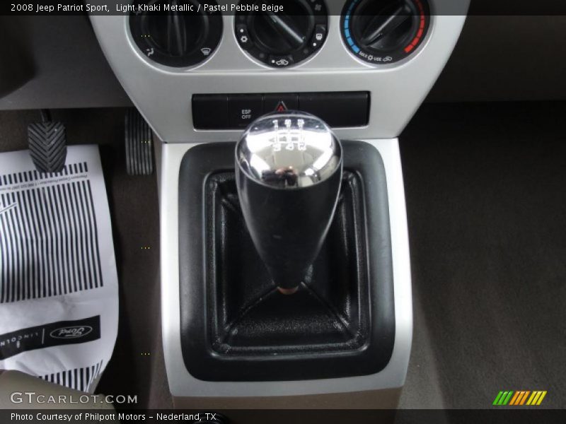 Light Khaki Metallic / Pastel Pebble Beige 2008 Jeep Patriot Sport