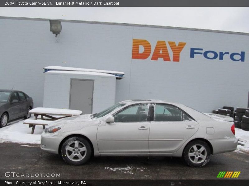 Lunar Mist Metallic / Dark Charcoal 2004 Toyota Camry SE V6